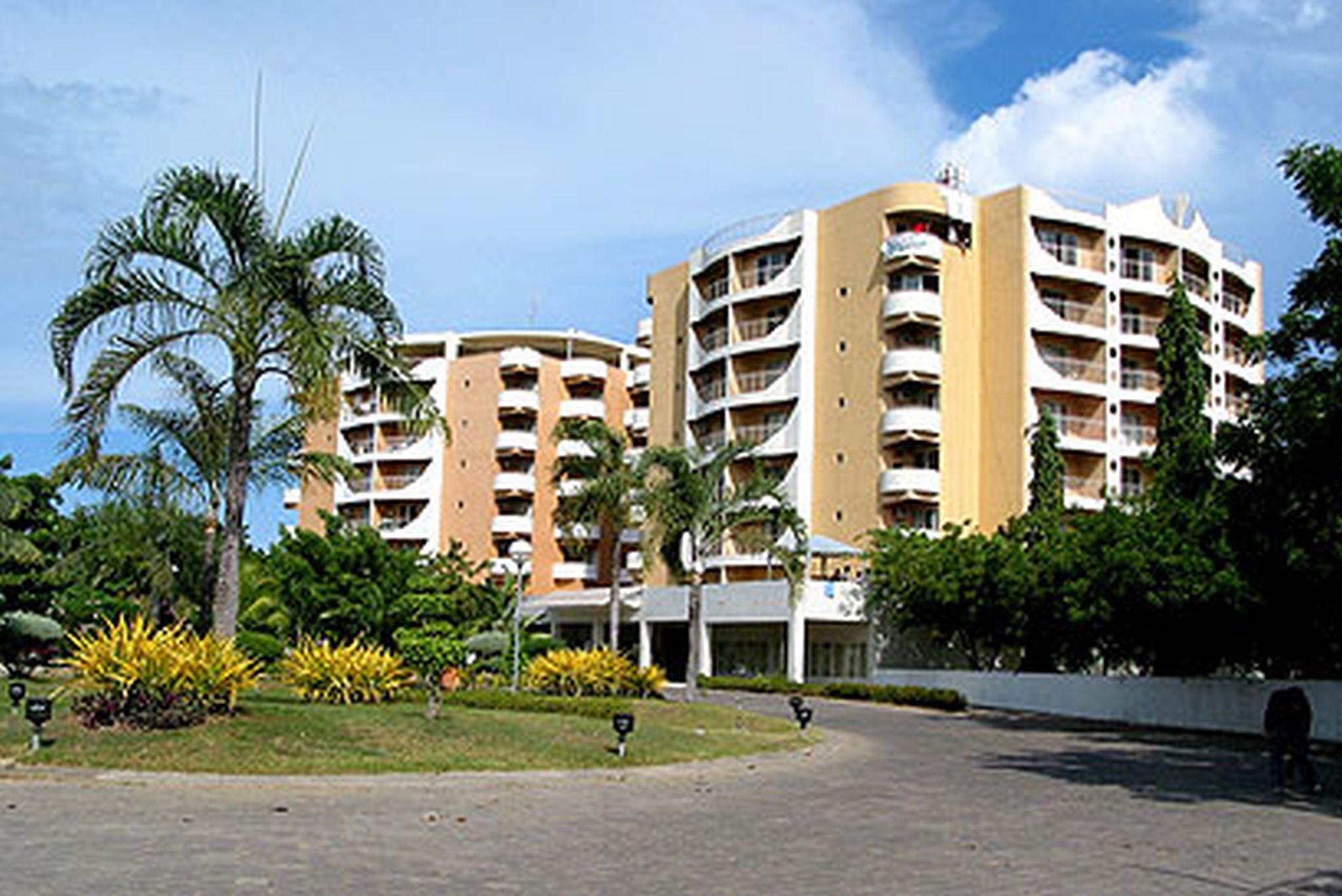Egi Resort & Hotel Île de Mactan Extérieur photo