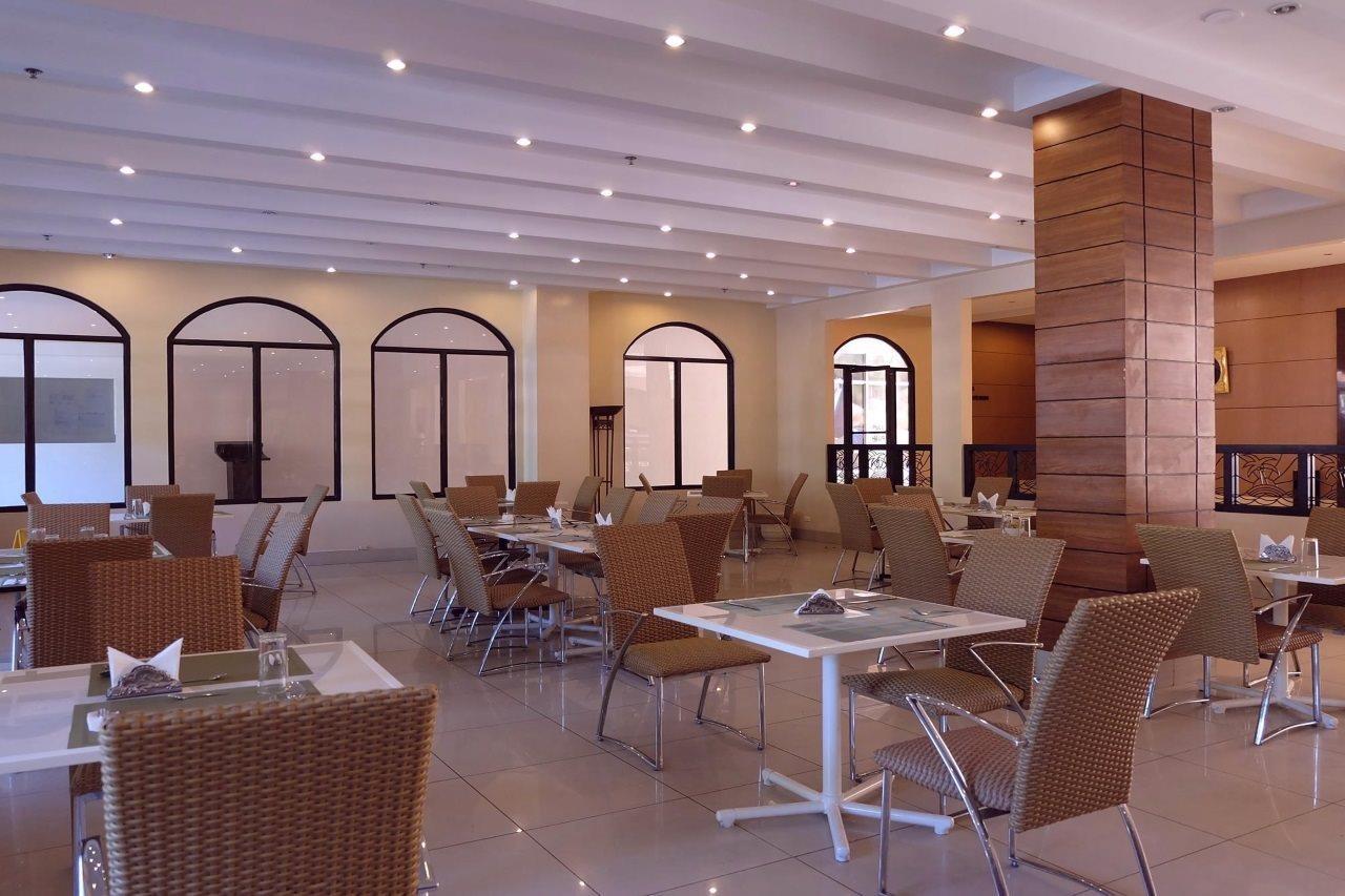 Egi Resort & Hotel Île de Mactan Extérieur photo