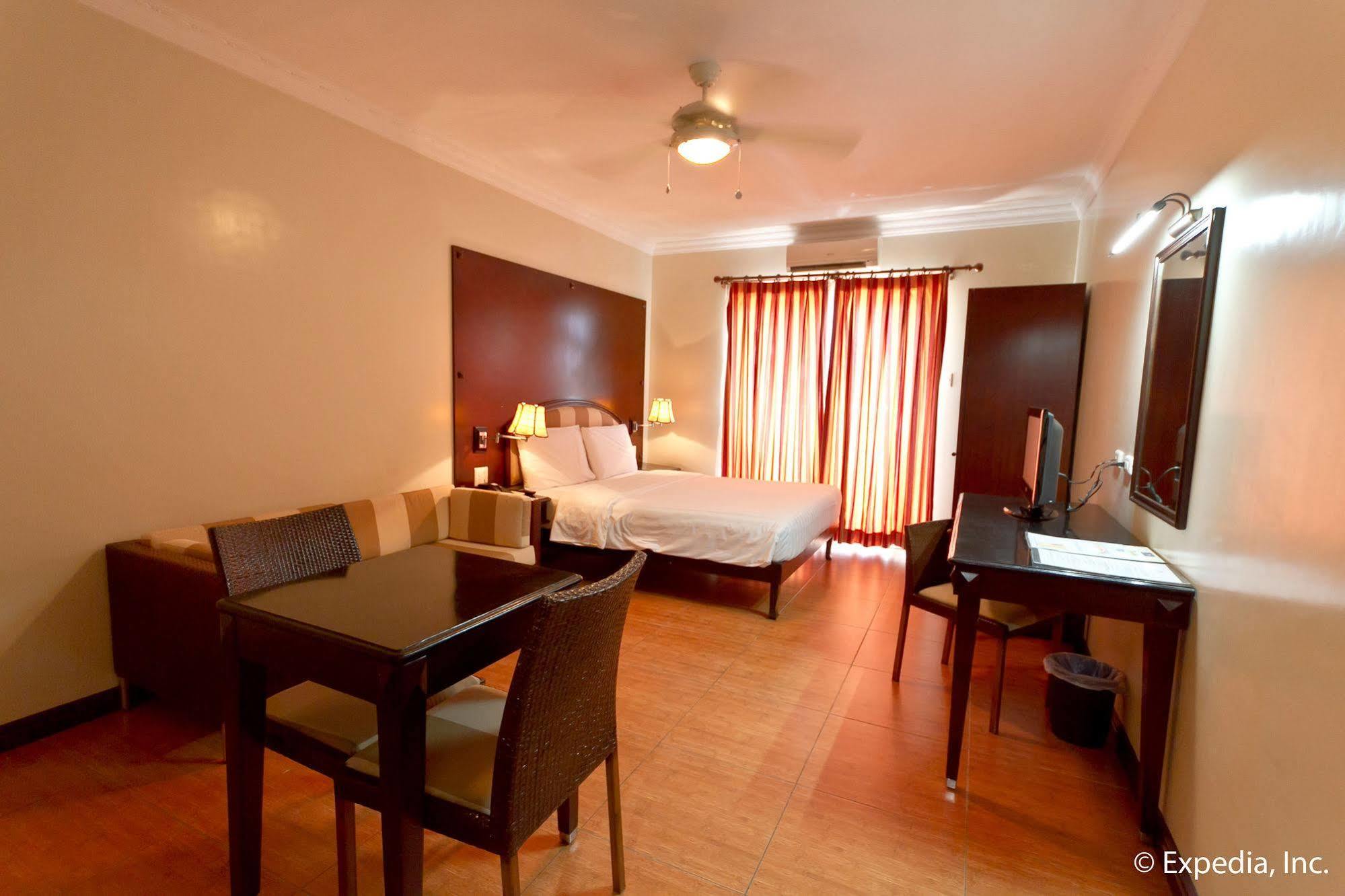 Egi Resort & Hotel Île de Mactan Extérieur photo
